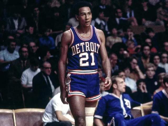 一个国家的 一个国家的