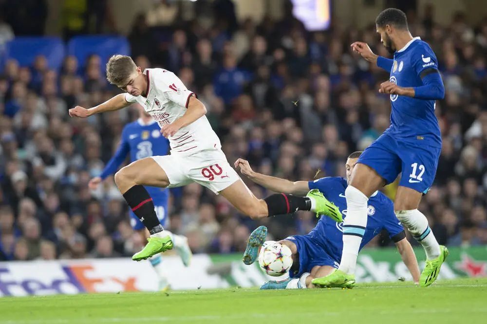 不仅仅是足 不仅仅是足