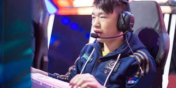 她在某些赛 她在某些赛