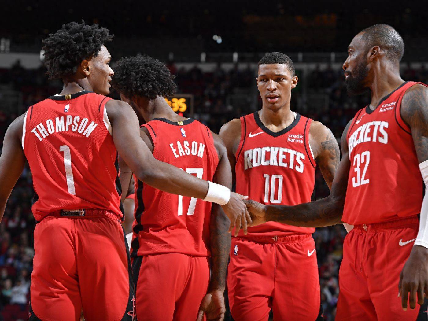 后场以稳健 后场以稳健