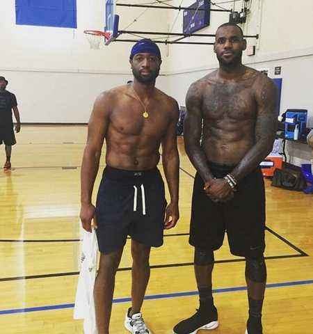 雄鹿内线发挥出色 字母哥统治攻防两端